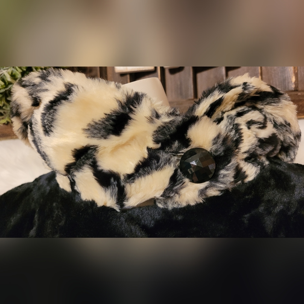 1980's Vintage Maria Dionisiou Teddy Coat With Tiger Print View 6